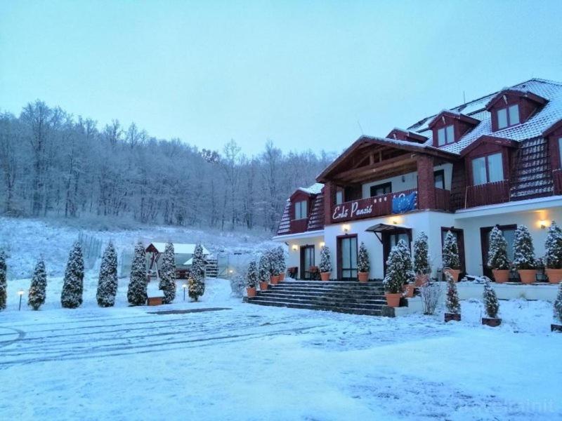 Pensiunea Si Restaurant Erdo Odorheiu Secuiesc Exterior photo