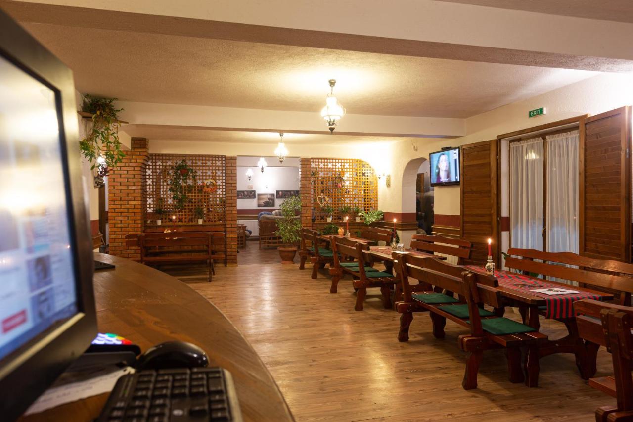 Pensiunea Si Restaurant Erdo Odorheiu Secuiesc Exterior photo